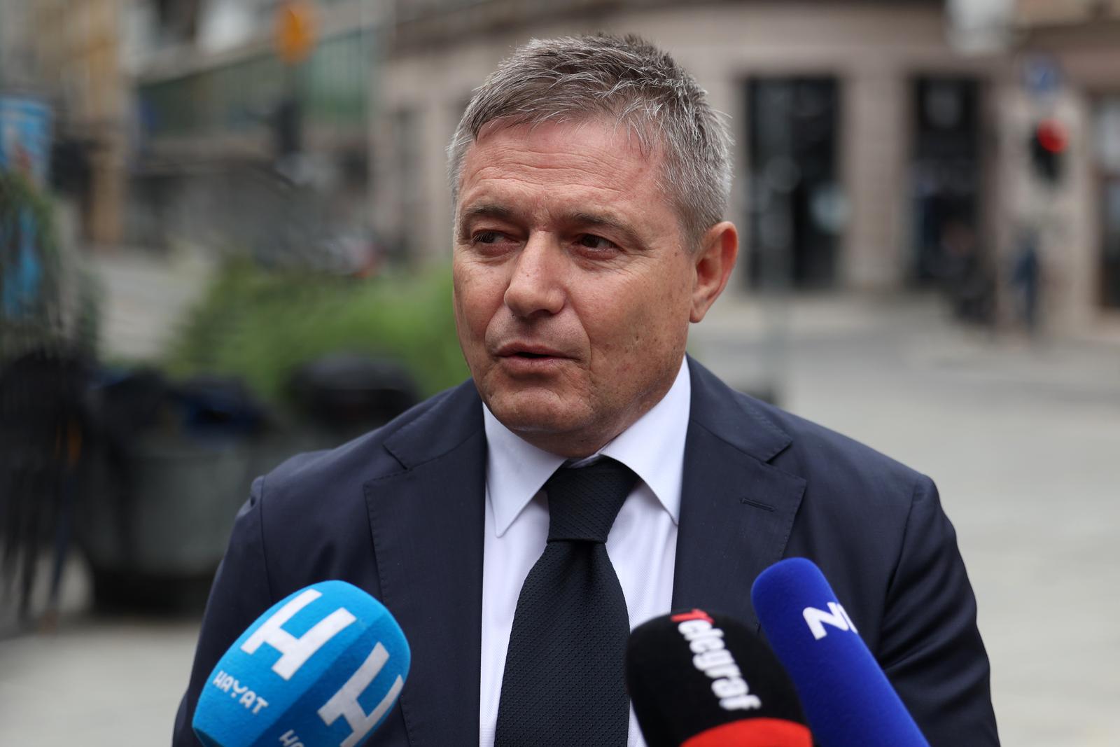 14.05.2022., Sarajevo, Bosna i Hercegovina - Komemoracija Ivici Osimu odrzana je s pocetkom u 11 sati u Narodnom kazalistu Sarajevo, a na nju su stigli brojni posjetioci. Dragan Stojkovic Piksi Photo: Armin Durgut/PIXSELL