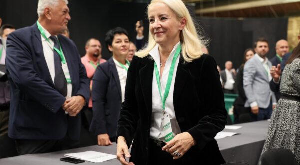 14.10.2023., Sarajevo, Bosna i Hercegovina - U dvorani Zetra zapoceo je kongres SDA (Stranka Demokratske Akcije) na kojoj je jedini kandidat za predsjednika Bakir Izetbegovic. Photo: Armin Durgut/PIXSELL