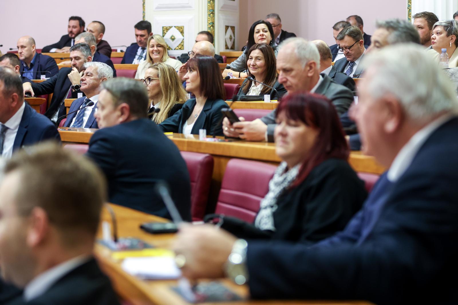 15.01.2024., Zagreb - 21. sjednica Hrvatskoga sabora, koja bi prema planu trebala trajati do kraja ozujka. Prisega nove saborske zastupnice Ljubice Jembrih, nacelnice opcine Lobor i potpredsjednica HDZ-a Krapinsko- zagorske zupanije.
 Photo: Igor Kralj/PIXSELL