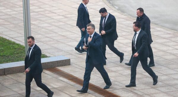 15.02.2024., Zagreb -  Dolazak minstara na Vladu. Andrej plenkovic. Photo: Matija Habljak/PIXSELL