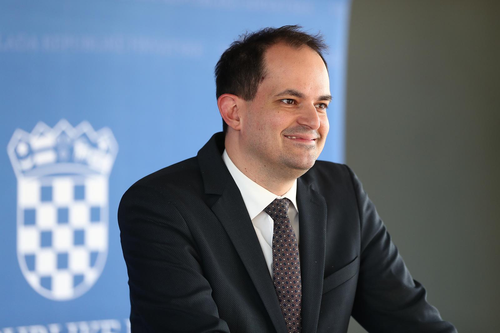 15.02.2024., Zagreb -  Ivan Malenica obratio se medijima nakon sjednice Vlade RH Photo: Matija Habljak/PIXSELL
