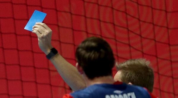 16.01.2018., sportska dvorana Zatika, Porec - Europsko rukometno prvenstvo, skupina B, 3. kolo, Norveska - Austrija. Vytautas Ziurar"nPhoto: Igor Kralj/PIXSELL