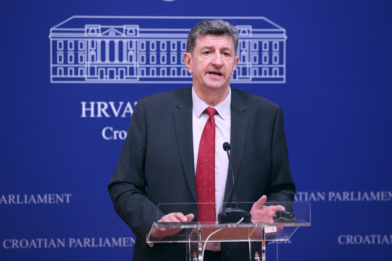 17.01.2024., Zagreb - Na konferenciji za medije odrzanoj u Saboru o uvodjenju vojnog roka govorio je Zeljko Sacic.
 Photo: Patrik Macek/PIXSELL