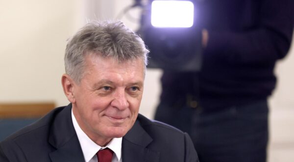 17.01.2024., Zagreb - U Saboru je pocela 73. sjednica Odbora za pravosudje na kojoj ce kandidati za GDO predstaviti programe i odgovarati na pitanja clanova Odbora i zainteresiranih zastupnika. Ivan Turudic predstavlja svoj program.
 Photo: Patrik Macek/PIXSELL