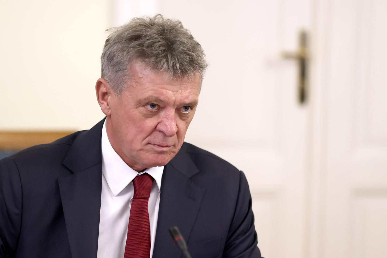 17.01.2024., Zagreb - U Saboru je pocela 73. sjednica Odbora za pravosudje na kojoj ce kandidati za GDO predstaviti programe i odgovarati na pitanja clanova Odbora i zainteresiranih zastupnika. Ivan Turudic predstavlja svoj program.
 Photo: Patrik Macek/PIXSELL