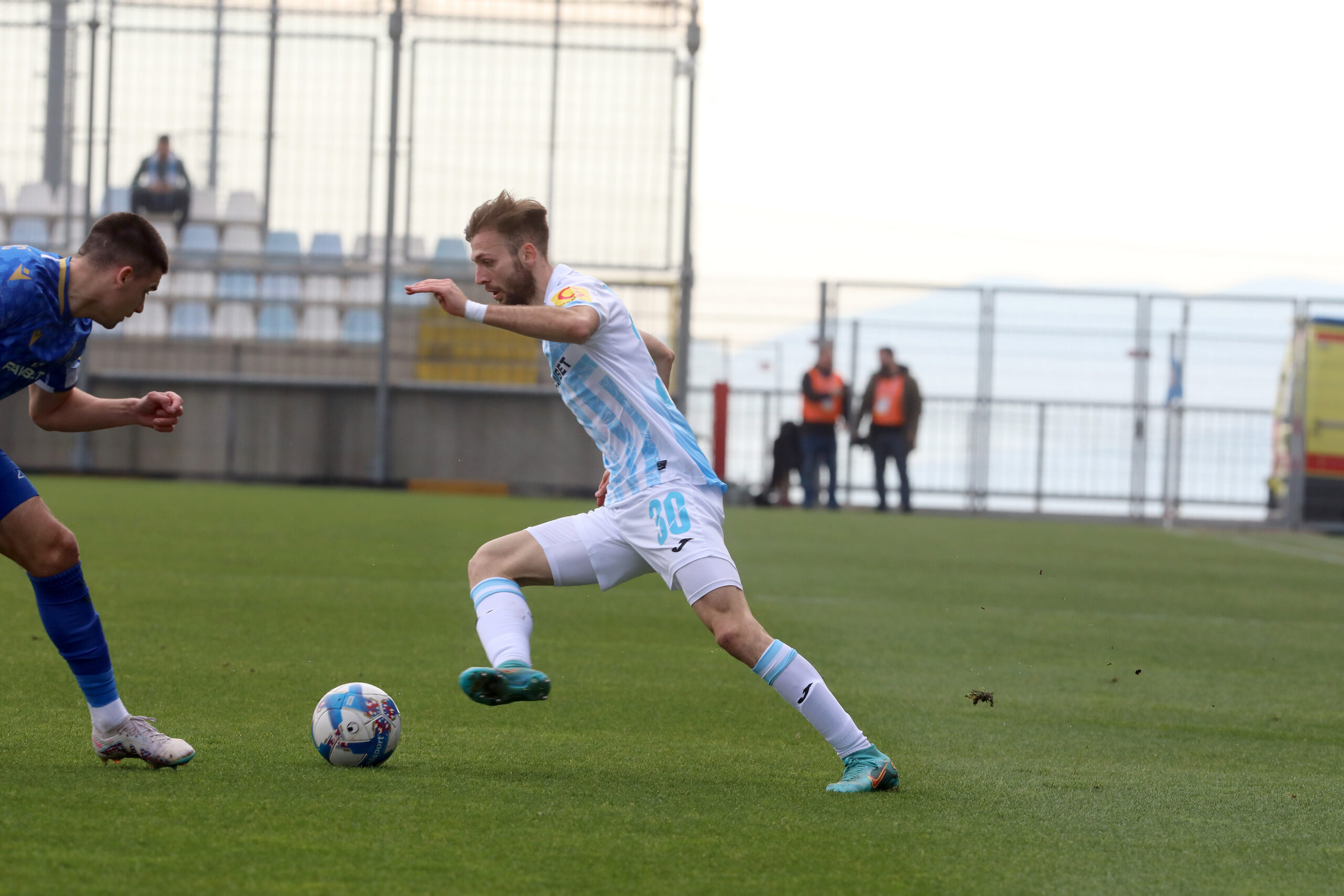 17.02.2024., Rijeka - SuperSport HNK 23/24. stadion Rujevica. 23 kolo. HNK Rijeka - NK Lokomotiva Photo: Goran Kovacic/PIXSELL