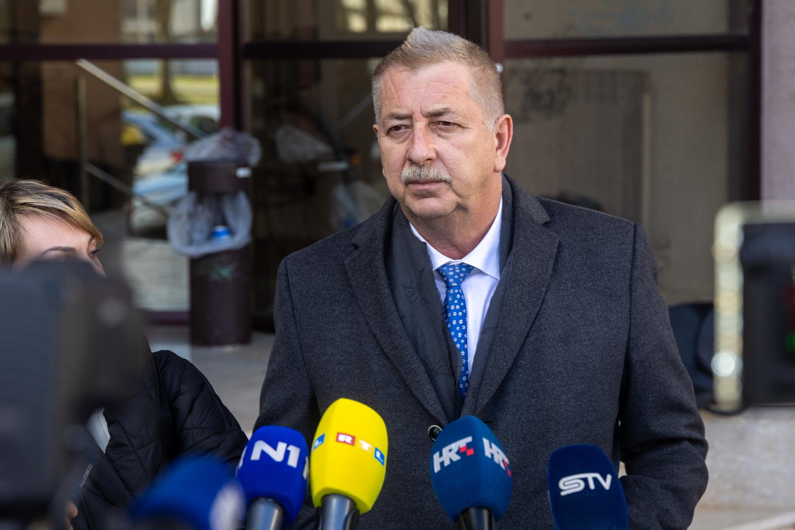 18.01.2024., Osijek - Saslusanje Zvonka Bedea i drugih nakon kojeg su stavljenii u pritvor. Izjave odvjetnika nakon saslusanja. Photo: Borna Jaksic/PIXSELL