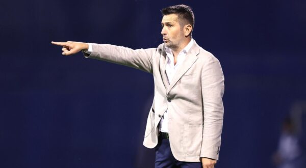 20.08.2022., stadion Maksimir, Zagreb - SuperSport HNL, 06. kolo, GNK Dinamo - NK Osijek. Trener NK Osijeka Nenad Bjelica.  Photo: Luka Stanzl/PIXSELL