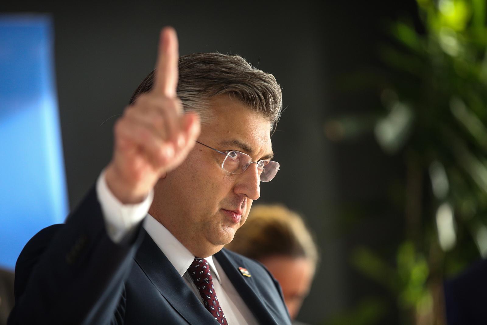 22.02.2024., Zagreb - Predsjednik Vlade RH Andrej Plenkovic daje izjavu nakon sjednice Vlade RH u Nacionalnoj i sveucilisnoj knjiznici. Photo: Zeljko Hladika/PIXSELL