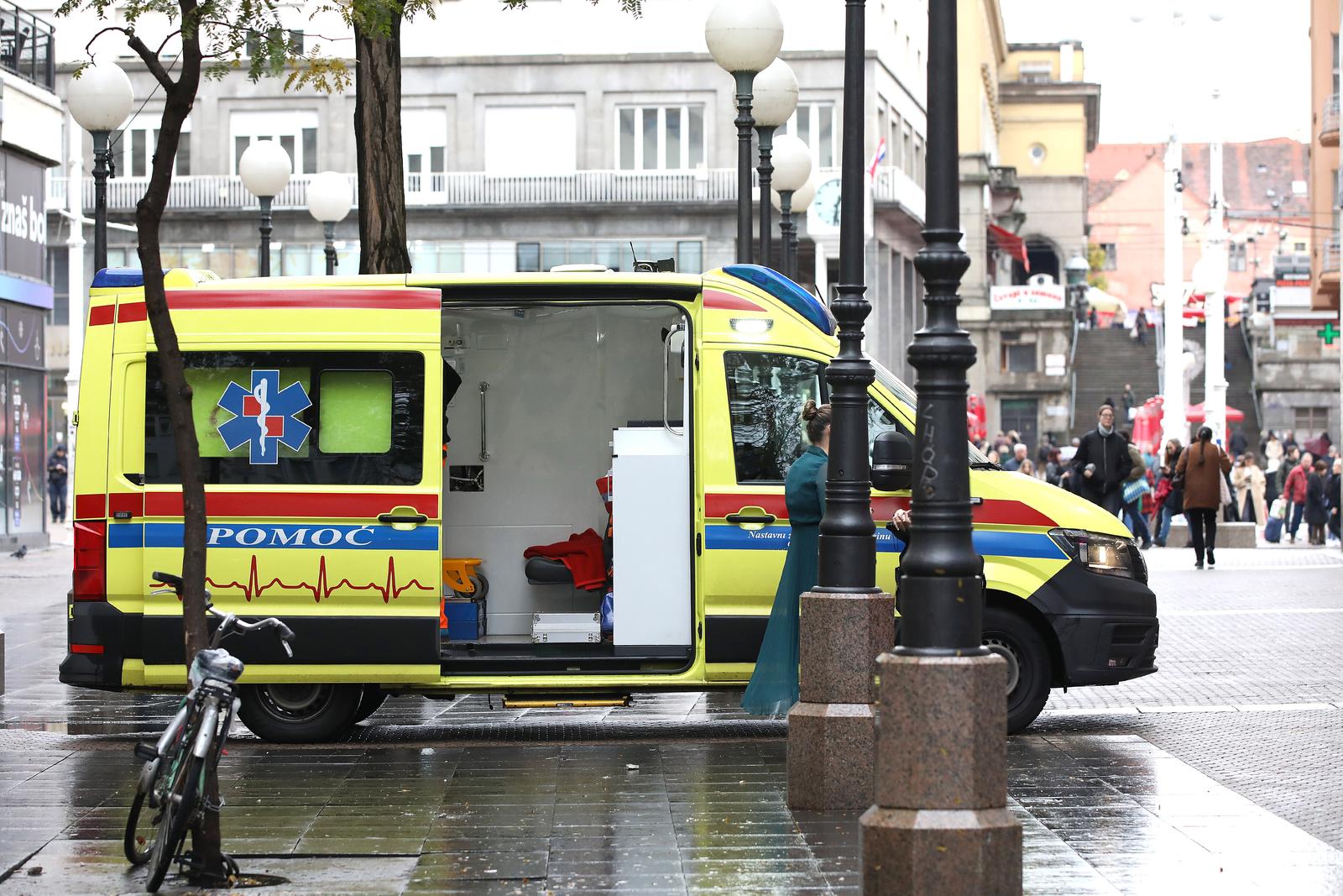 21.11.2023., Zagreb - Vozilo Hitne pomoci na intervenciji, ilustracija. Photo: Patrik Macek/PIXSELL