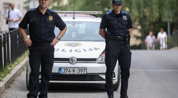 25.06.2023., Sarajevo, Bosna i Hercegovina - U Sarajevu se odrzava memorijalna setnja u znak sjecanja na Almu Suljic i Azru Spahic koje su poginule 26. svibnja ove godine u Sarajevu kada ih je na pjesackom prijelazu autom udario Armin Berberovic. Photo: Armin Durgut/PIXSELL