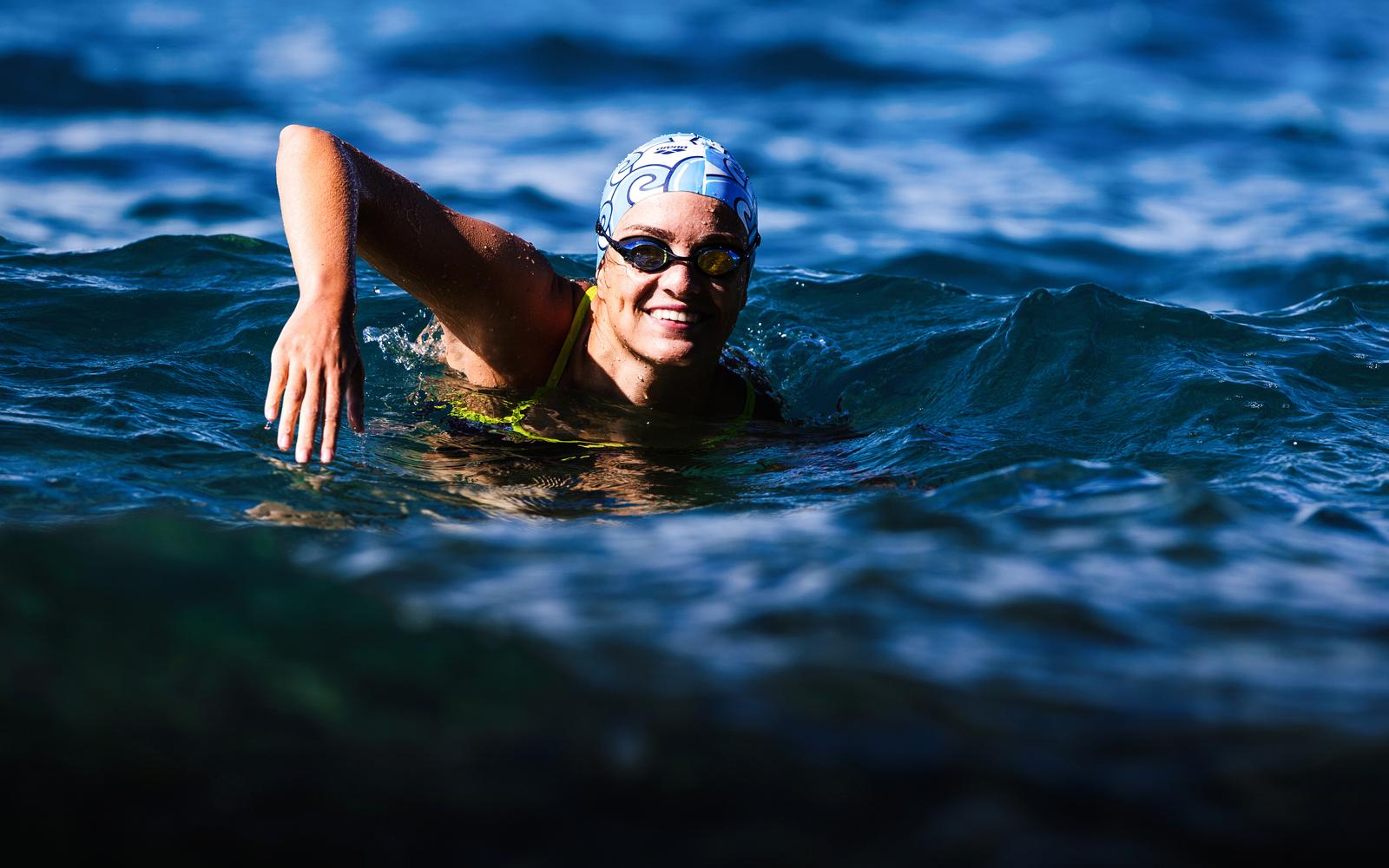 26.05.2020., Split - Dina Levacic, hrvatska daljinska plivacica i prva Hrvatica koja je preplivala La Manche. Dina je preplivala cetiri od velikih sedam plivackih maratona poznatih kao Oceanovih sedam.rPhoto: Milan Sabic/PIXSELL