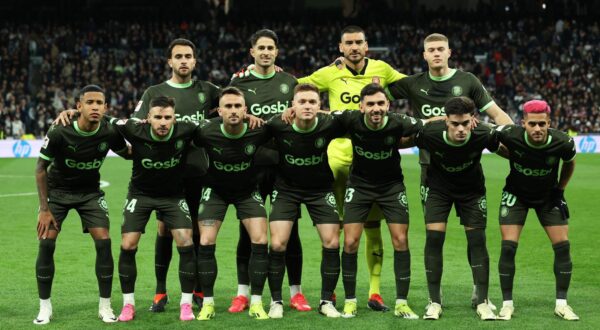 Soccer Football - LaLiga - Real Madrid v Girona - Santiago Bernabeu, Madrid, Spain - February 10, 2024 Girona players pose for a team group photo before the match REUTERS/Isabel Infantes Photo: Isabel Infantes/REUTERS