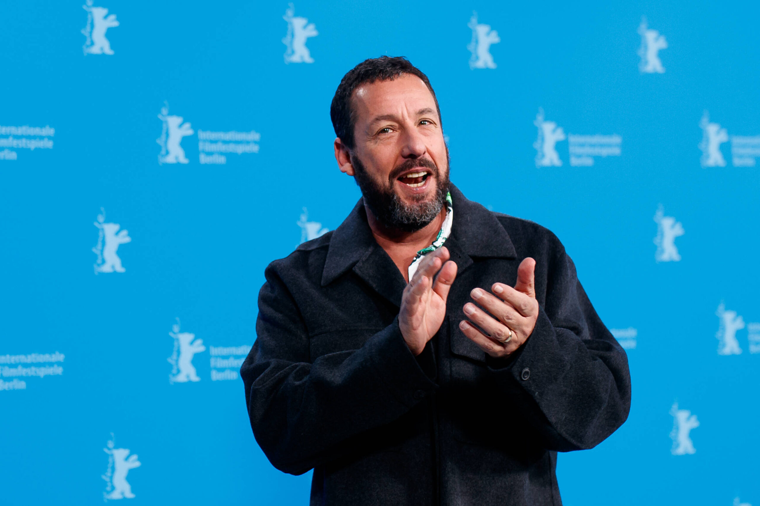 Berlinale - Spaceman Photocall Adam Sandler beim Photocall zu Spaceman im Hyatt Hotel anlässlich der 74. Internationalen Filmfestspiele Berlin am 21.02.2024 . *** Berlinale Spaceman Photocall Adam Sandler at the Photocall for Spaceman at the Hyatt Hotel on the occasion of the 74th Berlin International Film Festival on 21 02 2024 Copyright:  xEventpressxKochanx