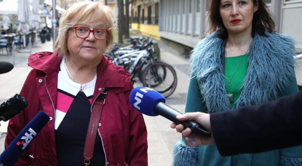 Zagreb, 05.03.2024. - U sjeditu SDP-a na Iblerovom trgu u tijeku su razgovori SDP-a i predstavnika lijevo-liberalnih stranaka. Na fotografiji Anka Mrak Tarita, Dalija Orekoviæ. foto HINA/ Lana SLIVAR DOMINIÆ/ lsd