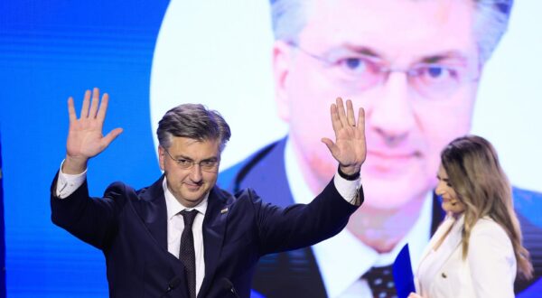 12.03.2024., Lauba, Zagreb - Ususret nadolazecim izborima za Hrvatski sabor, organizacije gradskih cetvrti HDZ-a Crnomerec, Donji Grad, Gornji Grad-Medvescak, Maksimir i Podsljeme svecanim skupom za Zagreb, obiljezili su 34. obljetnicu osnutka. Na skupu koji  je sudjelovao i predsjednik Vlade i HDZ-a Andrej Plenkovic. Photo: Marko Prpic/PIXSELL