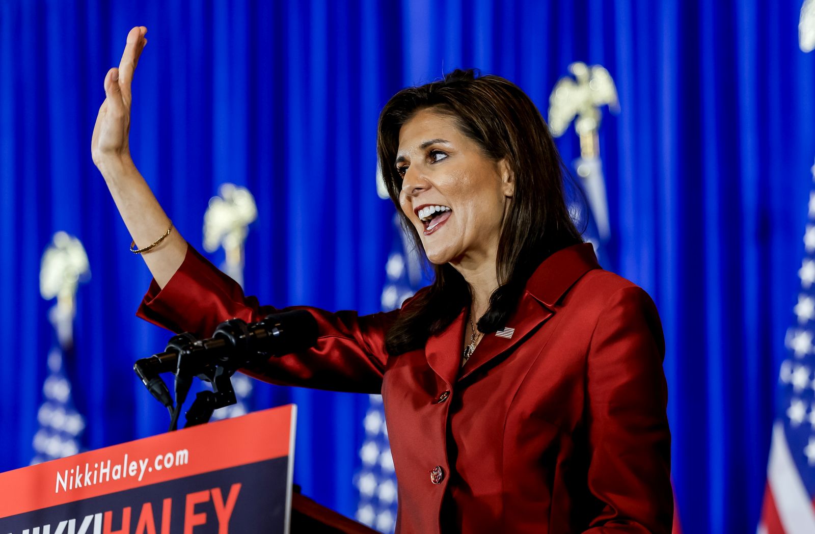 epa11179631 Republican US presidential candidate Nikki Haley speaks to supporters during a South Carolina Republican Presidential Primary night event in Charleston, South Carolina, USA, 24 February 2024. Haley, the former South Carolina governor lost to former US President Donald Trump in the South Carolina Republican Presidential Primary.  EPA/ERIK S. LESSER