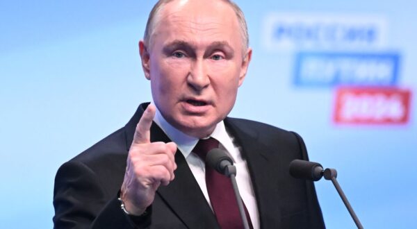 epa11226963 Russian President and presidential candidate Vladimir Putin meets with the media at his campaign headquarters in Moscow, Russia, 18 March 2024. Based on the results of processing more than 70 percent of the protocols, Vladimir Putin is the leader in the presidential elections of the Russian Federation with 87.16 percent of the votes, according to the CEC data.  EPA/NATALIA KOLESNIKOVA / POOL