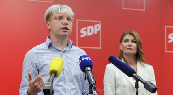 23.09.2022., Zagreb - U sredisnjici SDP-a na Iblerovom trgu odrzana je konferencija za medije o studentskom standardu u vremenu krize i problemu stanovanja. potpredsjednik Foruma mladih SDP-a Karlo Vedak. Photo: Tomislav Miletic/PIXSELL
