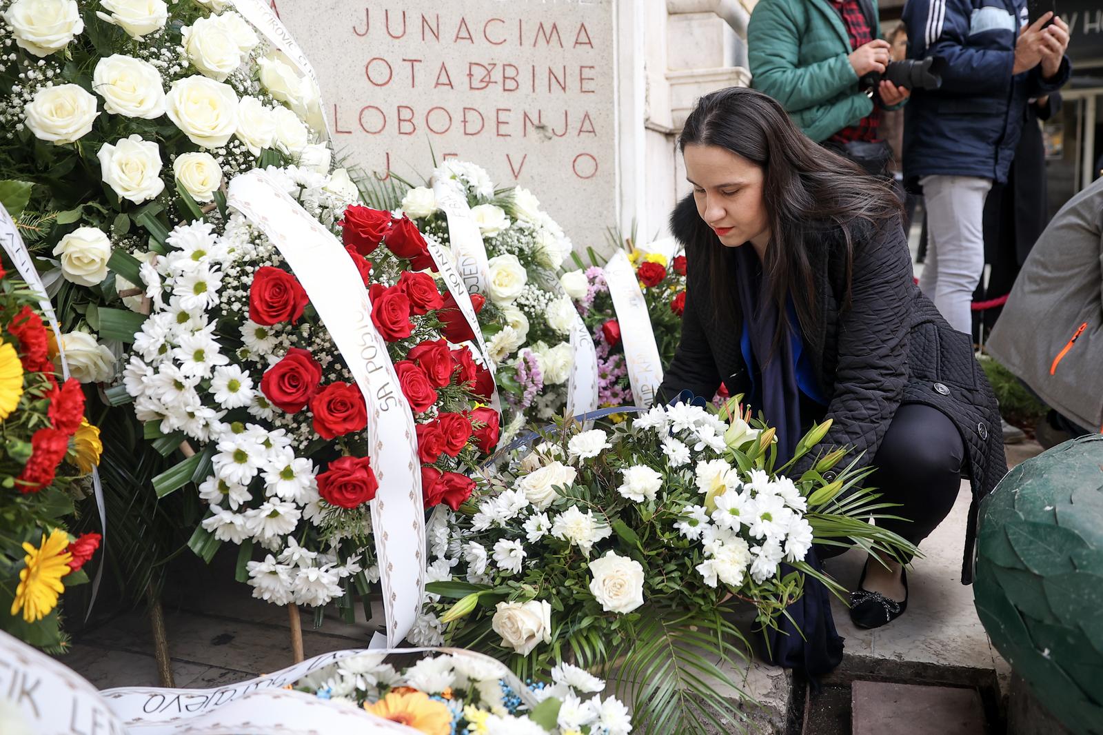 01.03.2024., Sarajevo, Bosna i Hercegovina - Brojni politicki zvanicnici s razlicitih politickih nivoa polozili su cvijece i odali pocast na Vjecnoj vatri u Sarajevu povodom Dana nezavisnosti Bosne i Hercegovine. Photo: Armin Durgut/PIXSELL