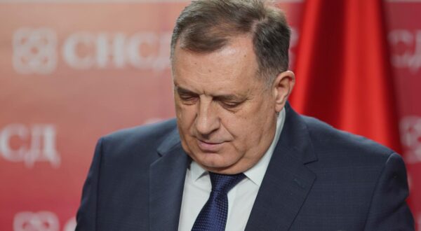 02.02.2024., kancelarija SNSD, Banja Luka (BiH) - Predsjednik SNSD-a Milorad Dodik odrzao izvanrednu konferenciju za medije povodom zvanicne posjete pomocnika drzavnog tajnika SAD James O'Briena. Photo: Dejan Rakita/PIXSELL