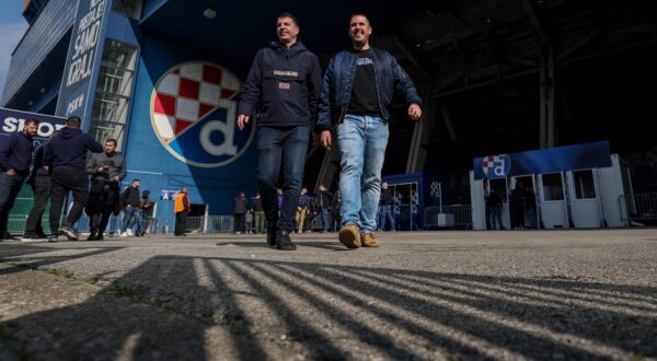 02.03.2024., Zagreb - Izbori za Skupstinu GNK Dinamo pod zapadnom tribinom Maksimirskog stadiona. Bad Blue Boysi na glasanju. Photo: Igor Kralj/PIXSELL