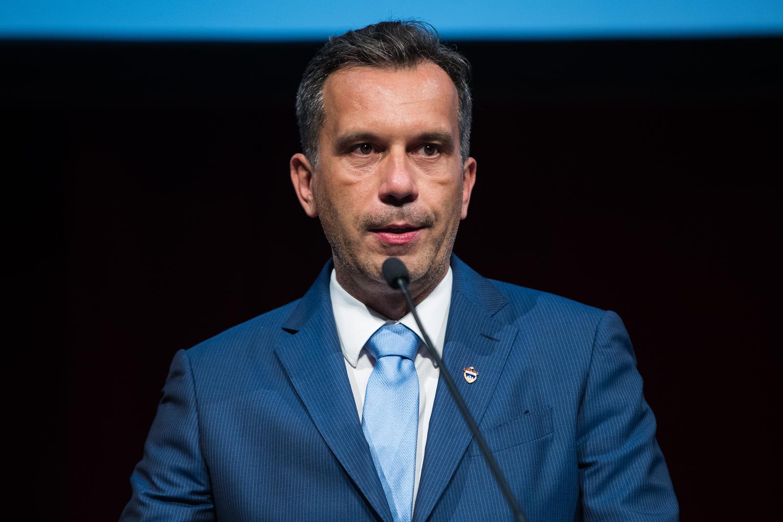 03.09.2019., Zagreb - U Hrvatskom narodnom kazalistu odrzana je svecana akademija Zagrebackog nogometnog saveza, povodom obiljezavanja 100. obljetnice Zagrebackog nogometnog saveza. Tomislav Svetina.rPhoto: Davor Puklavec/PIXSELL