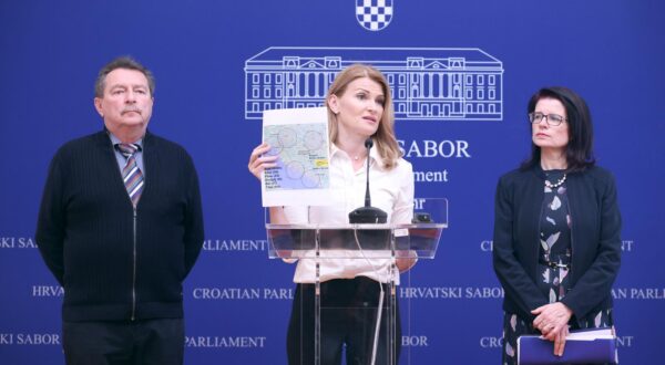 05.03.2024., Zagreb - Na konferenciji za medije odrzanoj u Saboru o temi "Nejednaka dostupnost hitne helikopterske medicinske skrbi" govorili su Sabina Glasovac, Andreja Maric i Mladen Turecek. Photo: Patrik Macek/PIXSELL