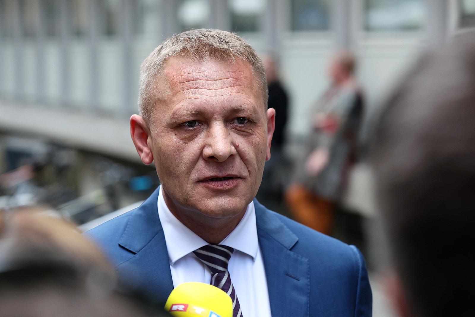 05.03.2024., Zagreb - Dolazak na sastanak u sredisnjicu SDP-a na koji su pozvani pripadnici devet politickih stranaka od centra na lijevo. Glavna tema je kako se organizirati i zajednicki izaci na izbore. Kreso Beljak. Photo: Goran Stanzl/PIXSELL