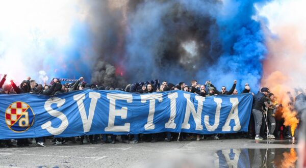 10.03.2024., Zagreb - Bakljada na stadionu Maksimir za vrijeme trajanja skupstine. Photo: Matija Habljak/PIXSELL