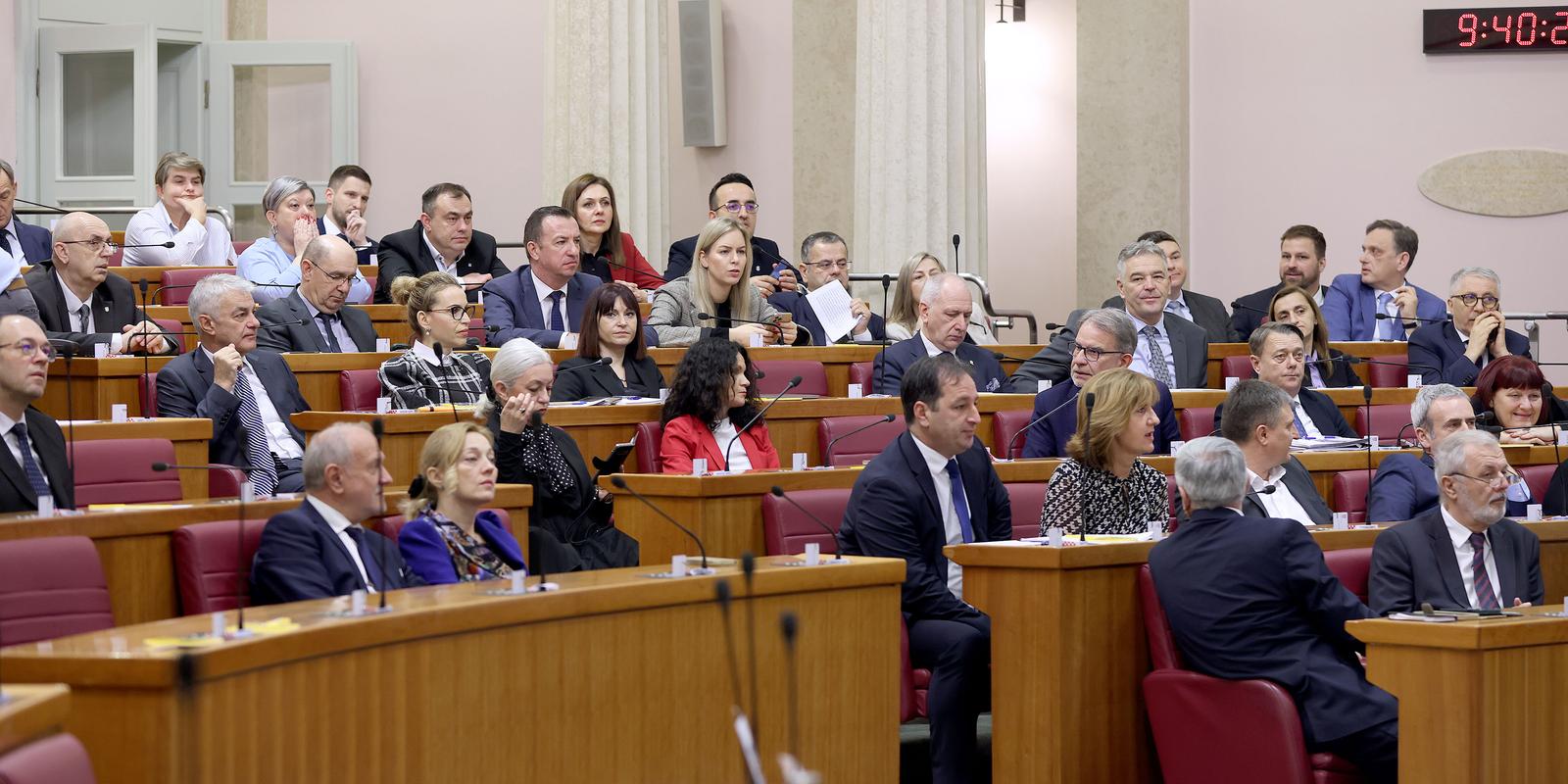 11.03.2024., Zagreb - Sabor posljednji tjedan rada u 10. sazivu pocinje izlaganjem zastupnickih stajalista nakon kojih slijedi rasprava o Prijedlogu zakona o izmjenama Zakona o placi i drugim materijalnim pravima pravosudnih duznosnika. Photo: Patrik Macek/PIXSELL