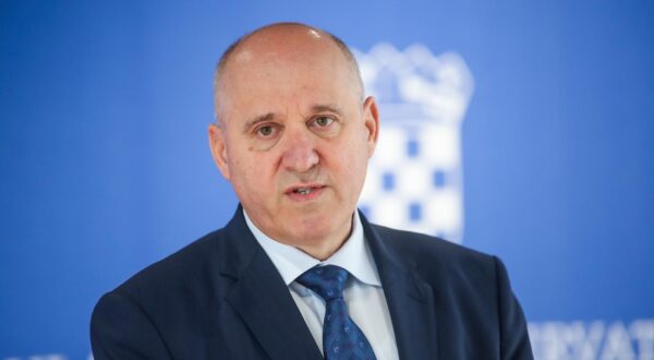 11.03.2024.., Zagreb - Predsjednik Vlade Andrej Plenkovic predsjedao je sjednicom Strucnog savjeta za obnovu. Izjavu je dao ministar graditeljstva Branko Bacic. Photo: Slavko Midzor/PIXSELL