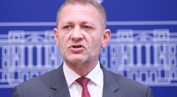 12.03.2024., Zagreb - Na konferenciji za medije odrzanoj u Saboru Kreso Beljak je komentirao izlazak Zeljka Lenarta iz HSS-a Photo: Patrik Macek/PIXSELL