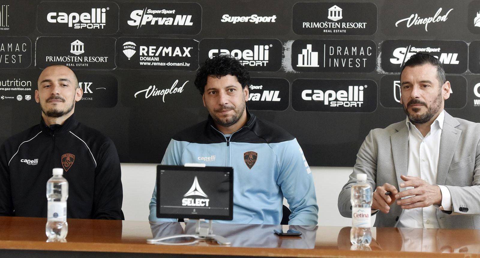 15.03.2024., Sibenik - Konferencija za medije HNK Sibenik na kojoj su sudjalovali trener Mario Carevic i igrac Roberto Puncec. Photo: Hrvoje Jelavic/PIXSELL