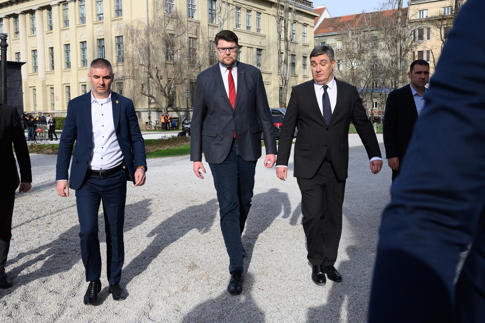 15.03.2024., Zagreb - Izvanredna konferencija za medije predsjednika SDP-a, Pedje Grbina ispred Hrvatskog drzavnog arhiva. Pedja Grbin, Zoran Milanovic.
 Photo: Davor Puklavec/PIXSELL