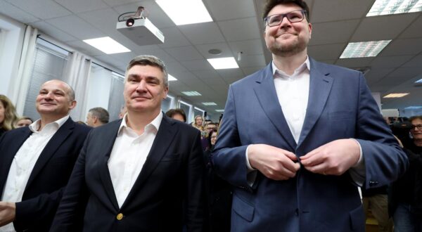 16.03.2024., Zagreb - U sredisnjici SDP-a odrzana je sjednica Glavnog odbora SDP-a na kojoj su se obratili Predja Grbin i predsjednik Zoran Milanovic. Photo: Sanjin Strukic/PIXSELL