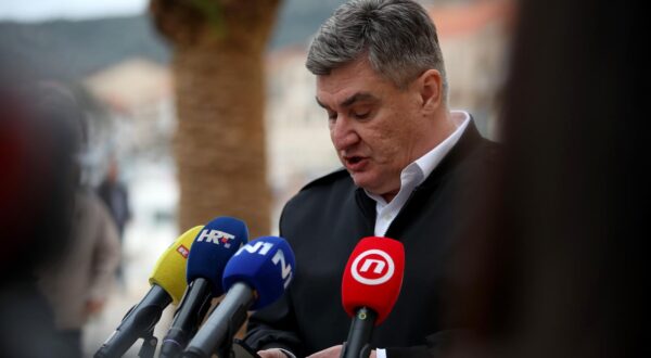 18.03.2024., Vela Luka - Predsjednik Zoran Milanovic obratio se medijima u Veloj Luci. Photo: Zvonimir Barisin/PIXSELL