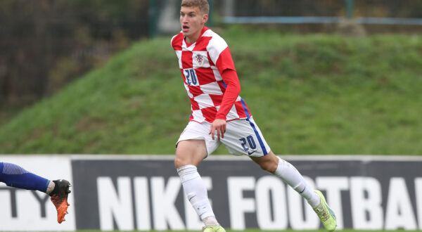 19.11.2022., sportski centar Rudes, Zagreb - Kvalifikacijski turnir za odlazak na EP 2023 U-19, Hrvatska - Finska. Roko Brajkovic Photo: Luka Stanzl/PIXSELL