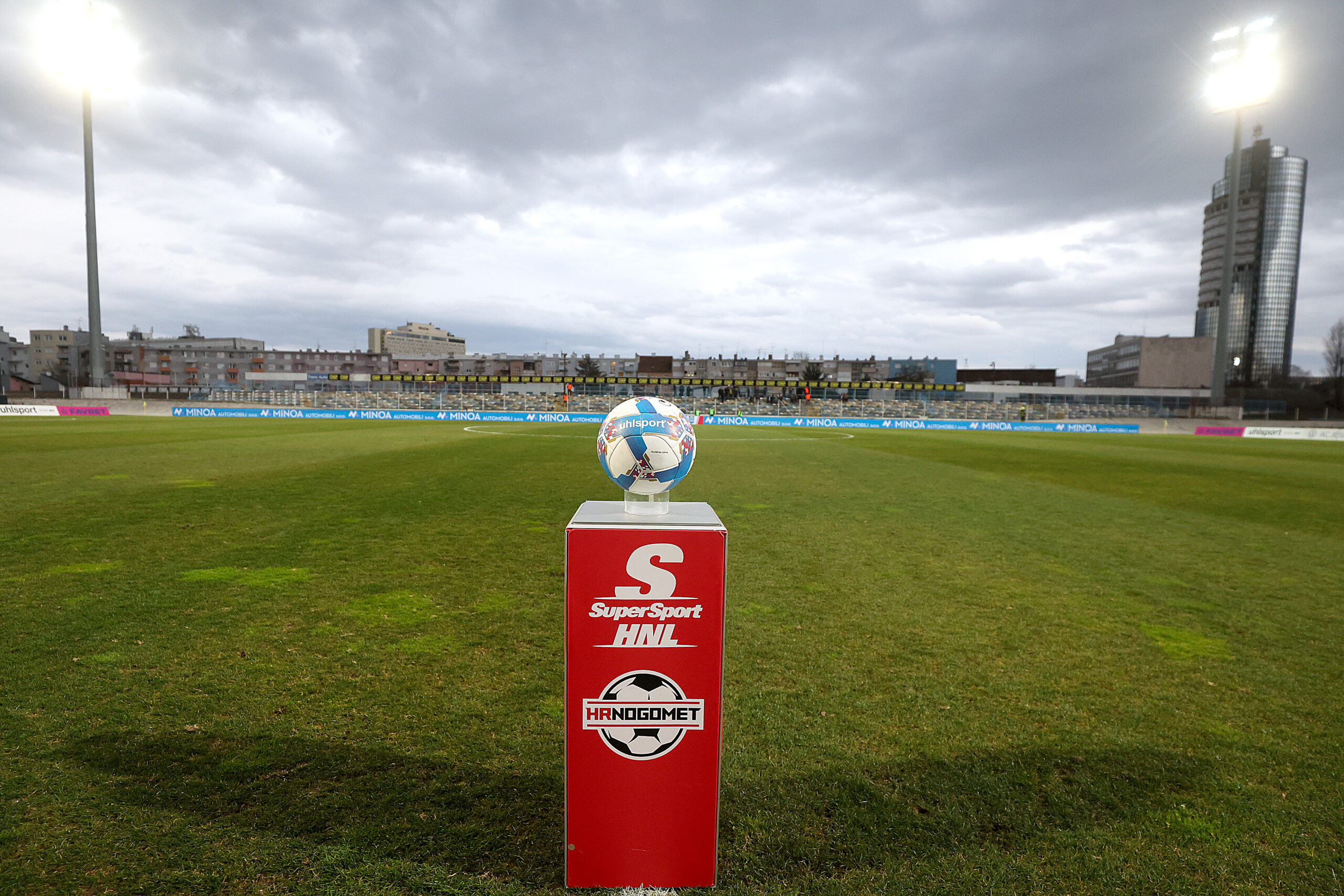 23.02.2024., Nogometni stadion Zagreb, Kranjceviceva ulica, Zagreb - SuperSport HNL, 24. kolo, NK Lokomotiva - NK Osijek.  Photo: Goran Stanzl/PIXSELL