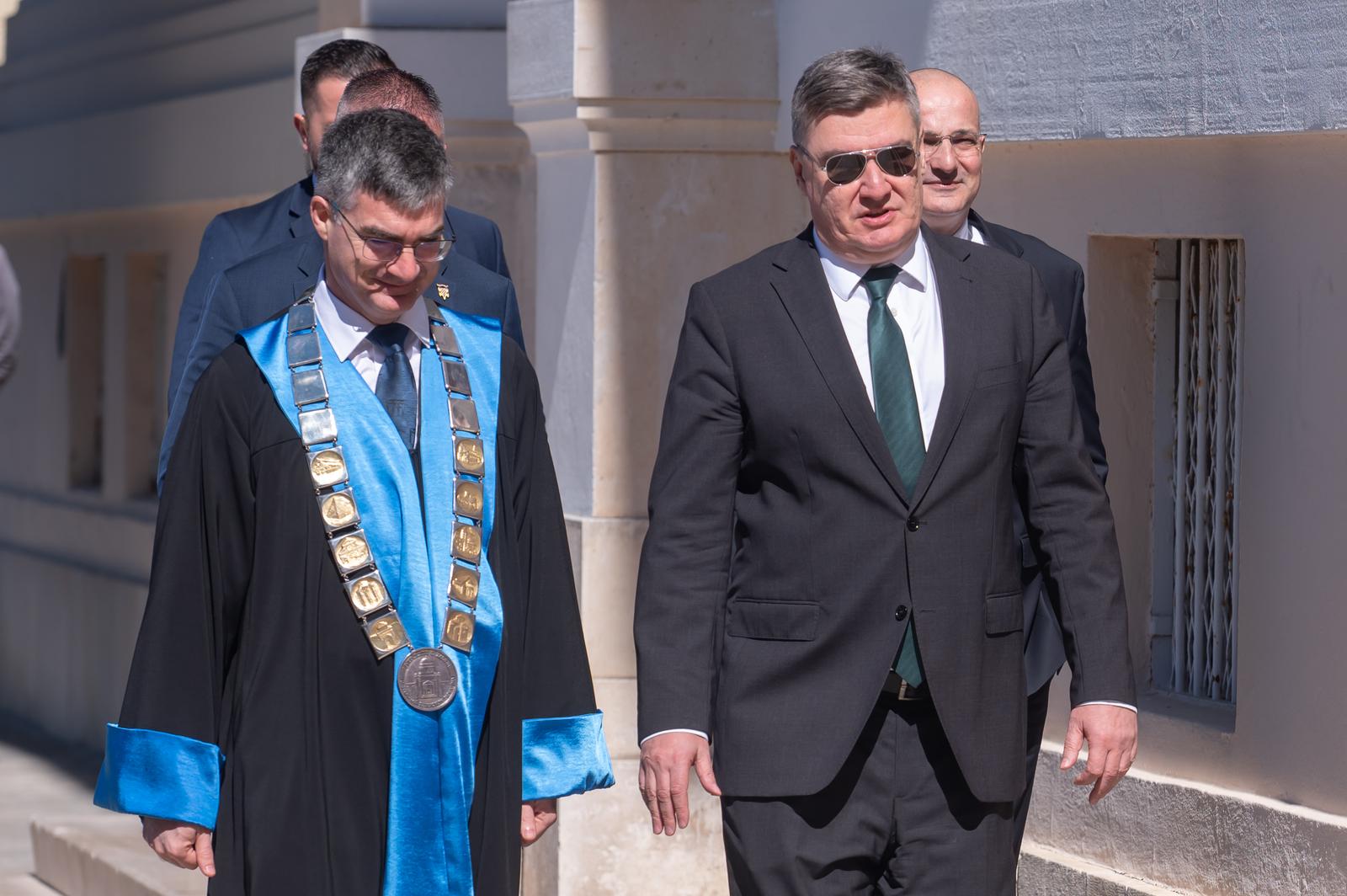 25.03.2024., Zadar - U Svecanoj dvorani SVeucilista u Zadru odrzana je svecana sjednica na kojoj je nazocio predsjednik RH Zoran Milanovic. Photo: Dino Stanin/PIXSELL