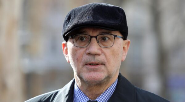27.01.2021., Zagreb - Veljko Miljevic dao je izjavu za medije nakon sjednice vrhovnog suda o Zdravku Mamicu. Photo: Patrik Macek/PIXSELL