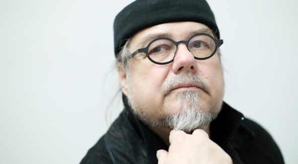 27.03.2019., Zagreb - Fedor Dzamonja pored djela njegovog oca kipara Dusana Dzamonje, povodom velike retrospektive Dusana Dzamonje koja se otvara uskoro otvara u Umjetnickom paviljonu. Photo: Sanjin Strukic/PIXSELL