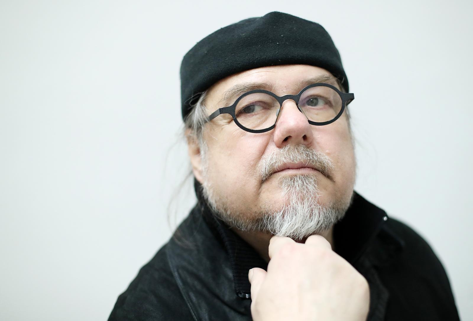 27.03.2019., Zagreb - Fedor Dzamonja pored djela njegovog oca kipara Dusana Dzamonje, povodom velike retrospektive Dusana Dzamonje koja se otvara uskoro otvara u Umjetnickom paviljonu. Photo: Sanjin Strukic/PIXSELL