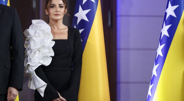 28.02.2024., Sarajevo, Bosna i Hercegovina - U sarajevskoj Vijecnici veceras je odrzan prijem clanova Predsjednistva BiH Zeljka Komsica i Denisa Becirovica povodom 1. ozujka, Dana nezavisnosti Bosne i Hercegovine. Photo: Armin Durgut/PIXSELL
