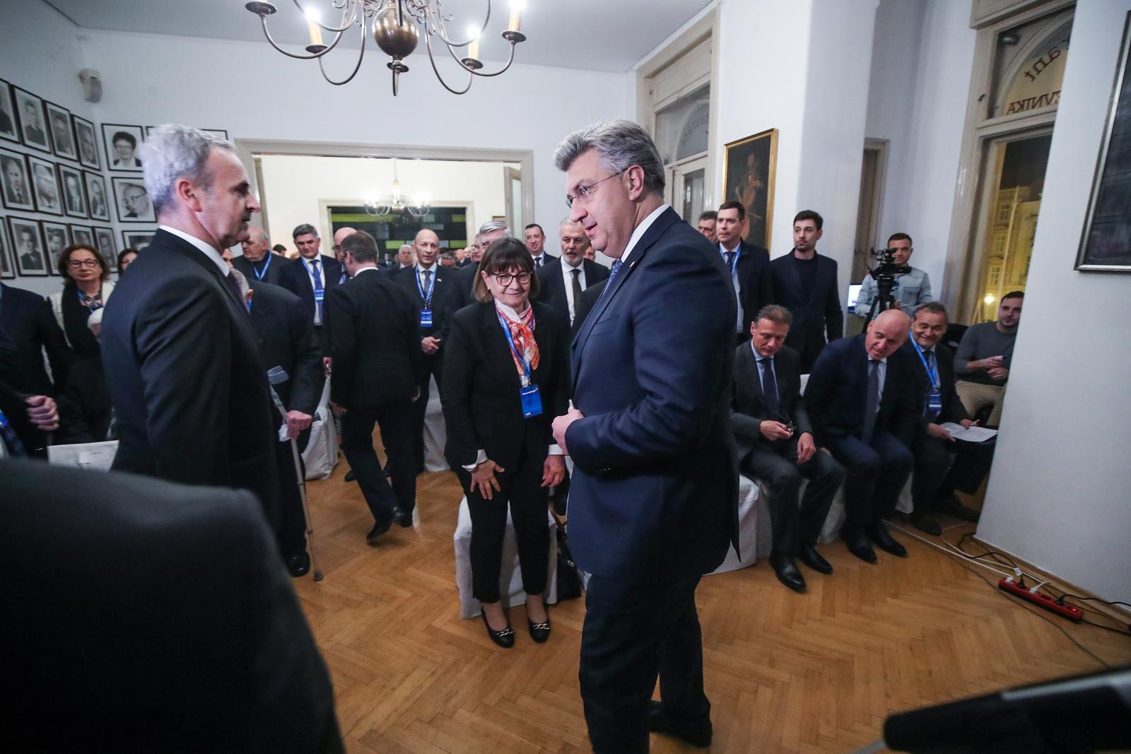 28.02.2024.., Zagreb - Predsjednik HDZ-a i Vlade RH Andrej Plenkovic nazocio je, u Drustvu hrvatskih knjizevnika, obiljezavanju 35. obljetnice prvog javnog predstavljanja prednacrta programskih osnova Hrvatske demokratske zajednice (HDZ). Photo: Slavko Midzor/PIXSELL