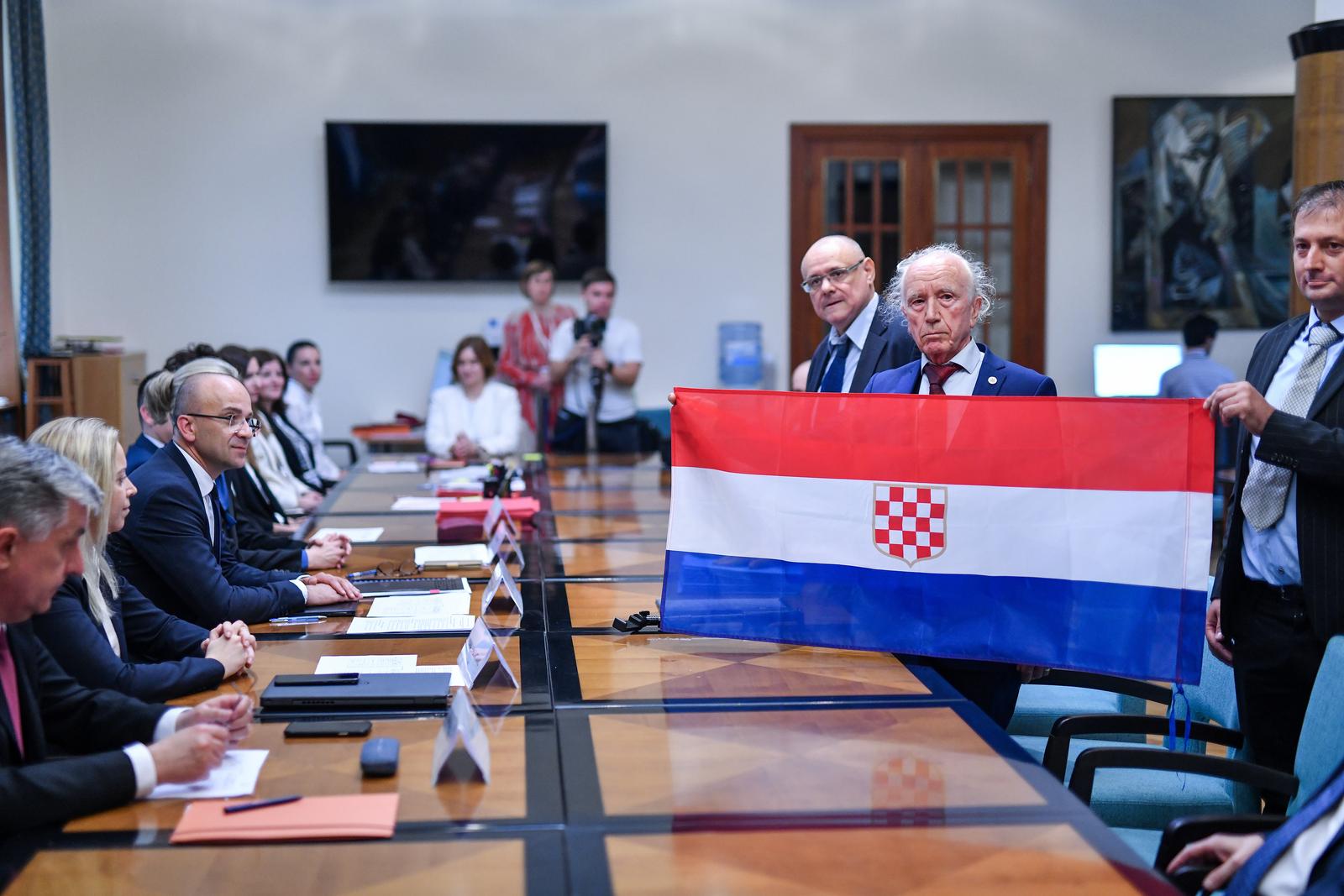 29.03.2024., Zagreb - Autohtona - Hrvatska stranka prava predala je Drzavnom izbornom povjerenstu kandidacijske liste za parlamentarne izbore 2024. Drazen Keleminec Photo: Josip Regovic/PIXSELL