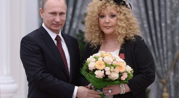 MOSCOW, RUSSIA. DECEMBER 22, 2014. Russian singer Alla Pugacheva receives an Order of Merit for the Fatherland (4th class) from Russia's president Vladimir Putin at a ceremony of presenting the state awards of the Russian Federation, at Moscow's Kremlin. Alexei Nikolsky/Russian presidential press service/TASS,Image: 213906539, License: Rights-managed, Restrictions: , Model Release: no, Credit line: Nikolsky Alexei / TASS / Profimedia