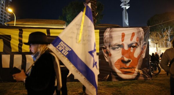 TEL AVIV, ISRAEL - MARCH 16: Hundreds of people gather for a protest against Prime Minister Benjamin Netanyahu and his government and demanding his resignation and early elections in Tel Aviv, Israel on March 16, 2024. Saeed Qaq / Anadolu,Image: 857434013, License: Rights-managed, Restrictions: , Model Release: no, Credit line: AA/ABACA / Abaca Press / Profimedia