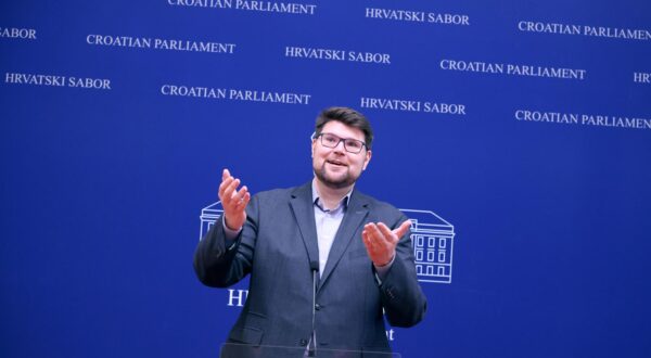07.03.2024., Zagreb - Na konferenciji za medije odrzanoj u Saboru o politickim aktualnostima govorio je Pedja Grbin. Photo: Patrik Macek/PIXSELL