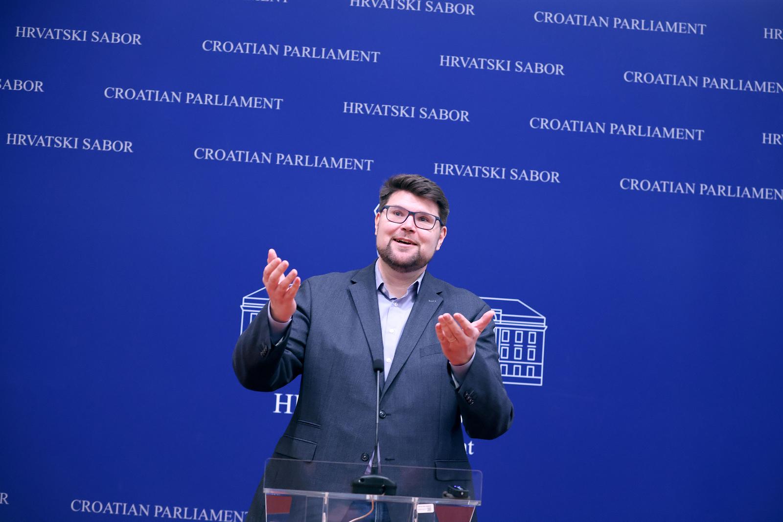 07.03.2024., Zagreb - Na konferenciji za medije odrzanoj u Saboru o politickim aktualnostima govorio je Pedja Grbin. Photo: Patrik Macek/PIXSELL